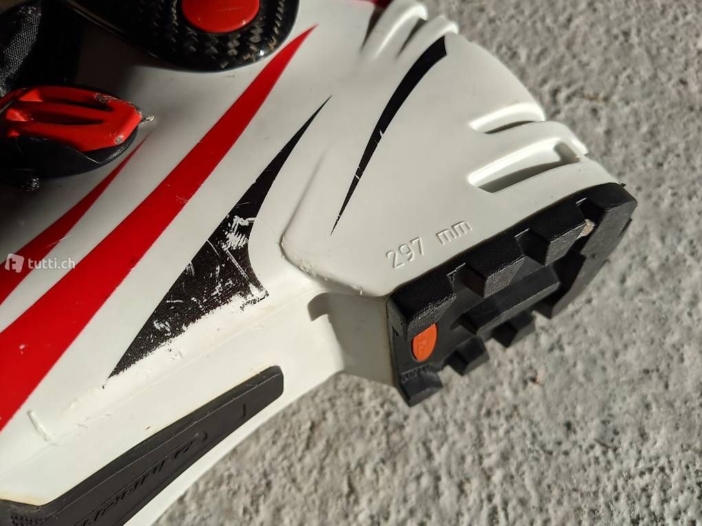 Dynafit Scarpe da uomo: Dynafit Dyna Skitourenschuhe Gr. 27 Gratisversand – Usato da Innertkirchen venduto da Flir 4