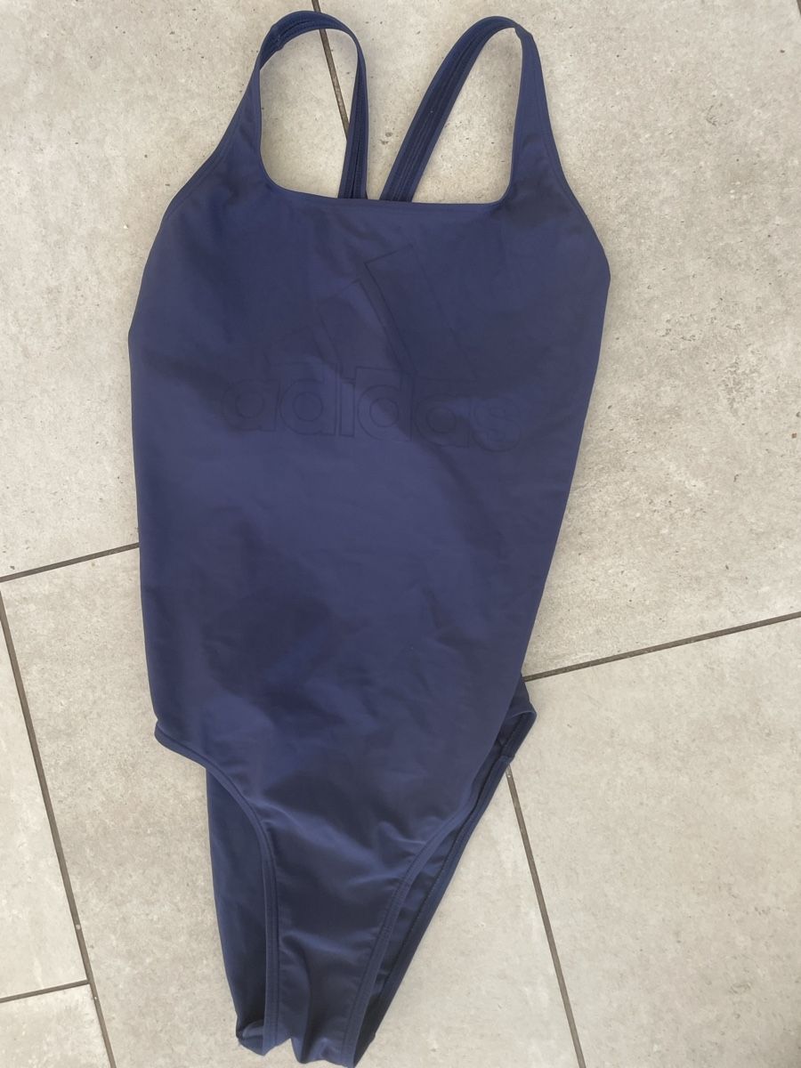 Adidas Costumi da bagno & Bikini: Adidas Badekleid 38 S – Usato da Baar venduto da Vili7