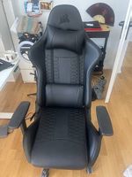 Corsair TC100 RELAXED Gaming Chair Leder Schwarz