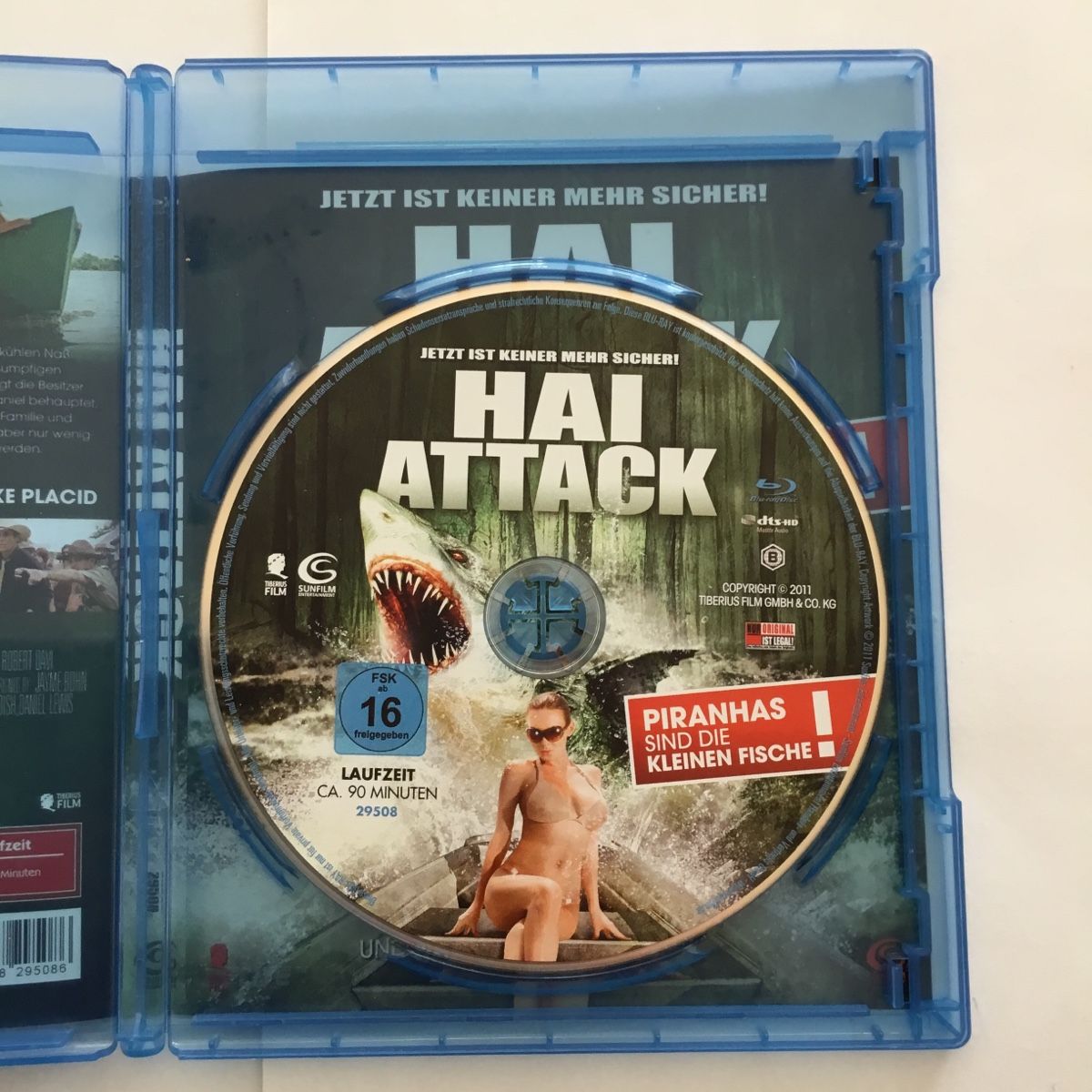 Tutti i DVDs: Hai Attack - Blu Ray - Neu Wertig – Nuovo (secondo la descrizione) da Blauen venduto da berlingo65 2