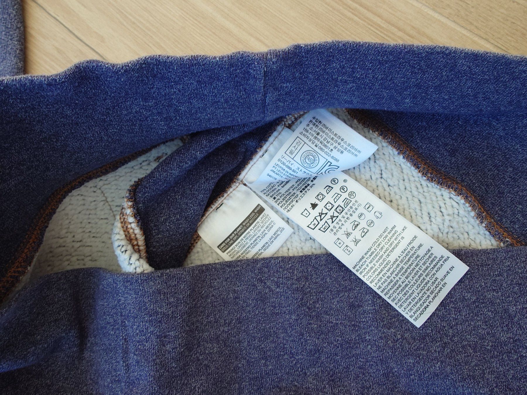 Pulls & Sweat-shirts: 2x Levi's Pulloves size M – D'occasion à Epalinges par bracelet123 9