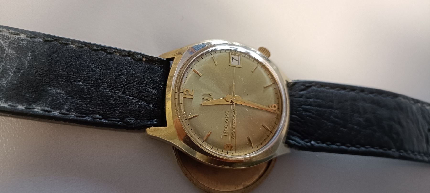 Bulova Orologi: Bulova Accutron 14K Golden Sunburst – Usato da Porza venduto da tbch