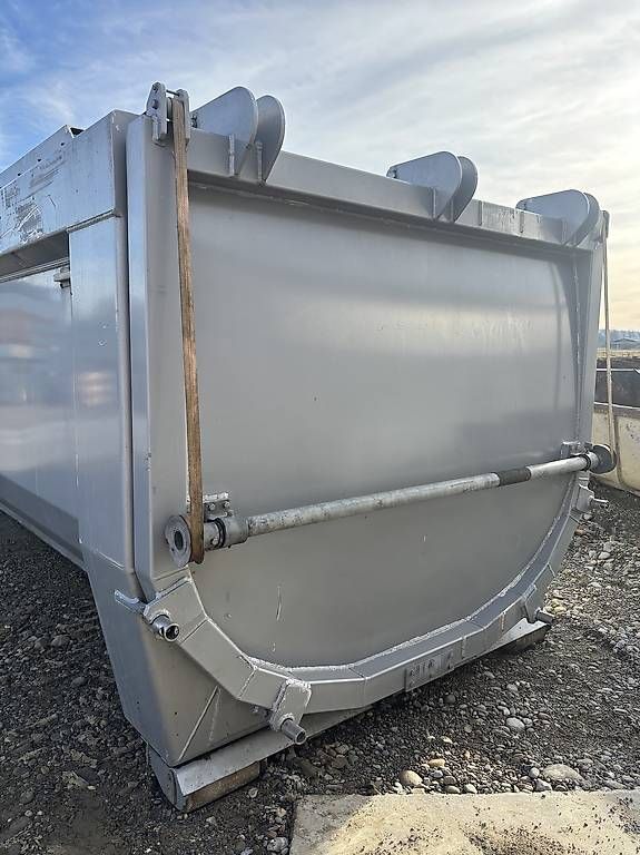 Baucontainer: Abrollmulde  – Gebraucht aus Kappelen von istu82 2