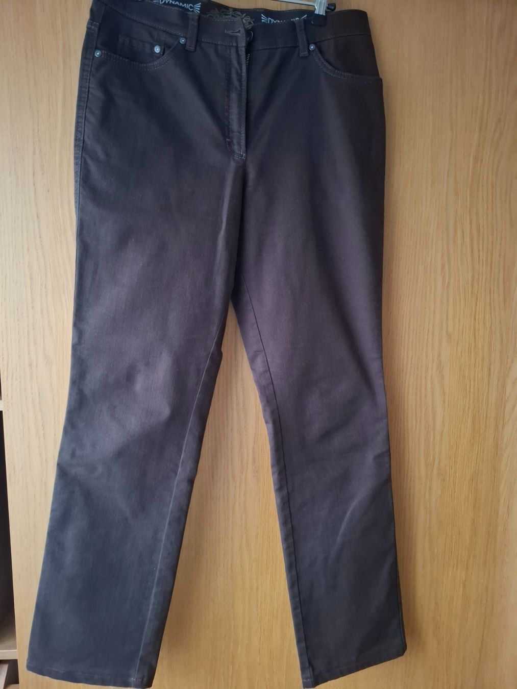 Jeans: Damen Hose 38 Braun Top – Usato da St.Gallen venduto da LaMiSa 1