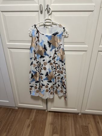 Sommerliches Design, neuwertig, Gr. M
