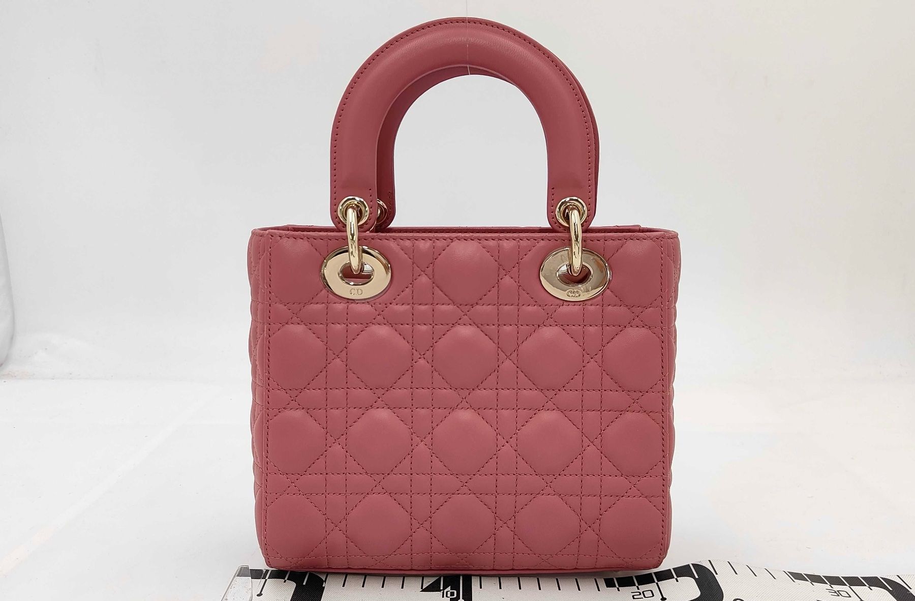 Dior Taschen für Damen: Lady Dior ABC Small, Neupreis CHF 5500 – Gebraucht aus St. Gallen von Love_Luxury 1