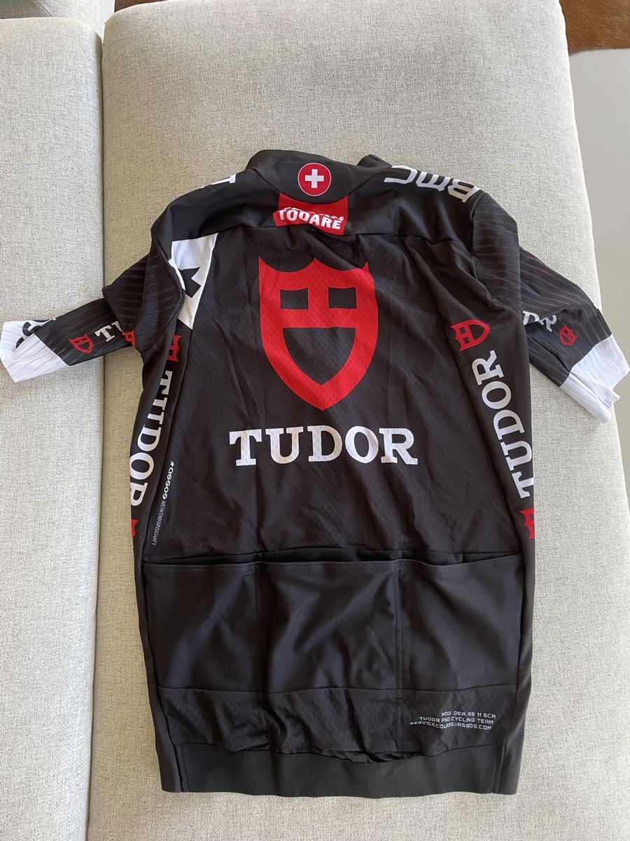 Assos Canottiere & Pantaloni: Team Tudor Assos Trikot S | Neu – Nuovo e nell'imballaggio originale da Küblis venduto da Matti101 1