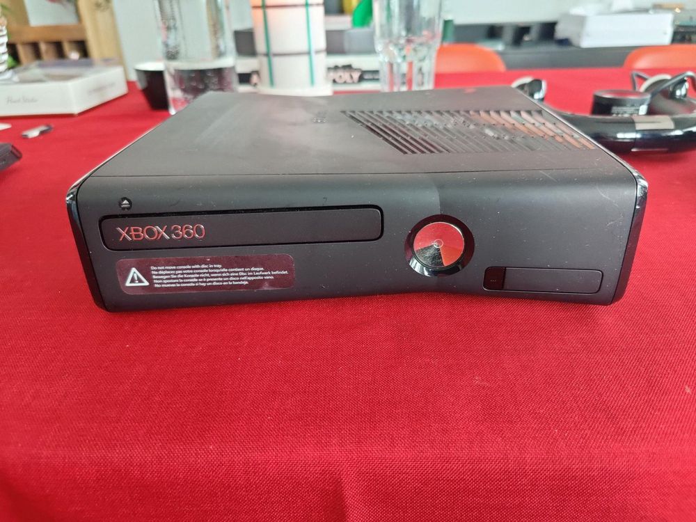 XBox 360 Kinect set (Gebraucht) in Baden für CHF 50 – nur Abholung auf ...