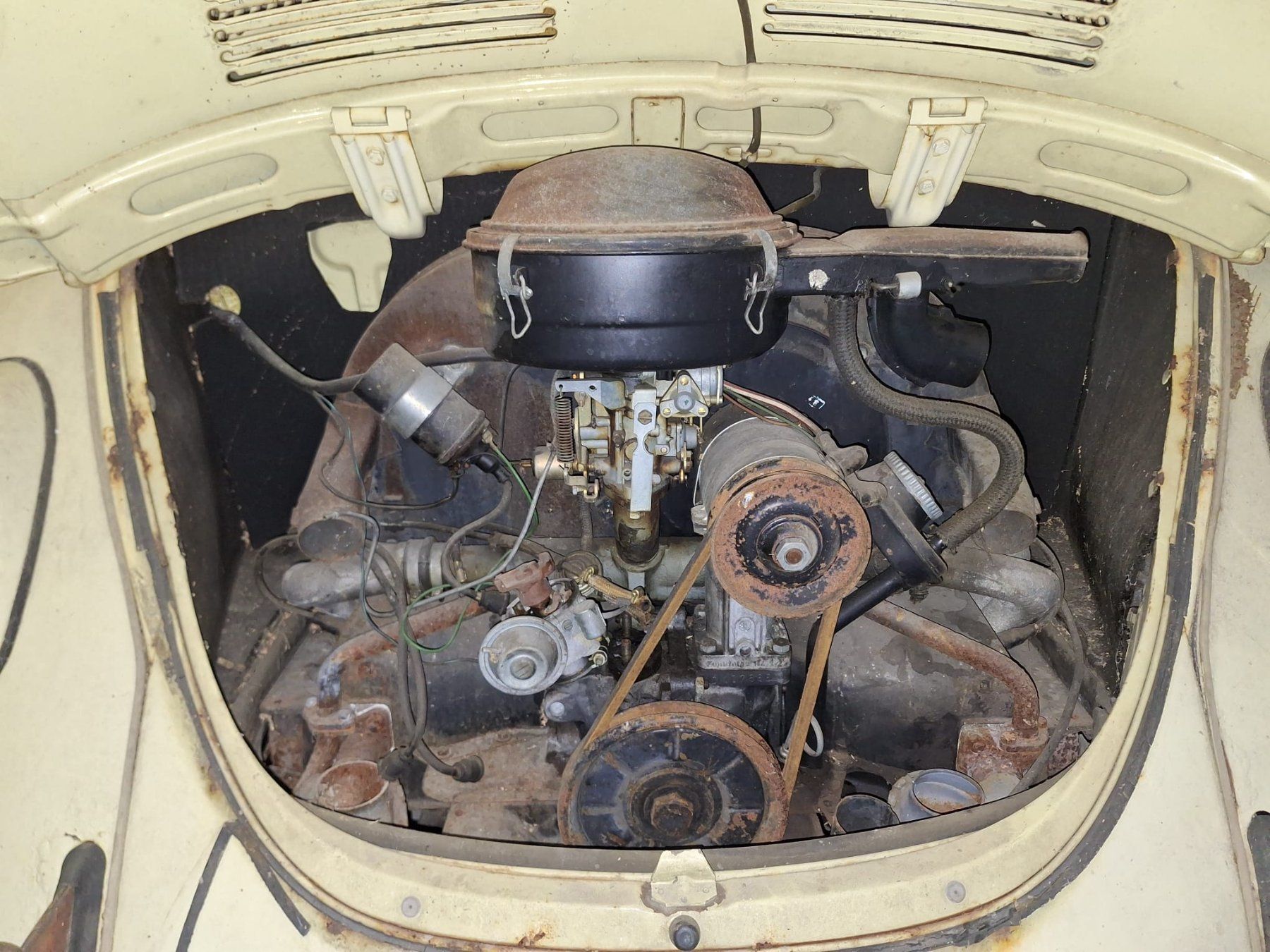 VW Automobili: VW Cox Käfer 1302S – Difettoso da Céligny venduto da Taototo73 3