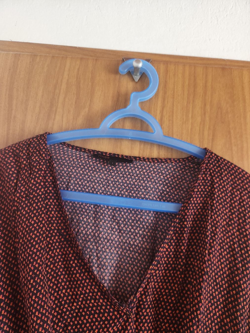 Maje Vestiti: Robe Maje imprimé fleuri  taille 1, 100% viscose. – Usato da Niedergösgen venduto da Eva2410 3
