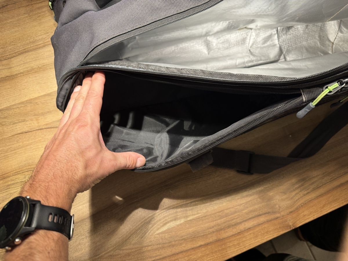 Wilson Borse: Wilson Schlägertasche – Usato da Rüti ZH venduto da FabFour01 4