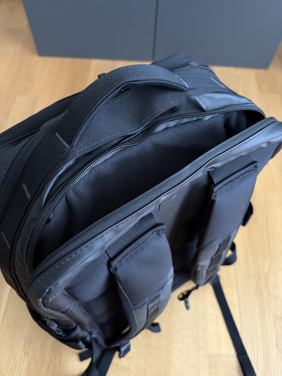 North Face Rucksäcke: North Face Base Camp Voyager Daypack – Gebraucht aus Gelterkinden von RYB01 3