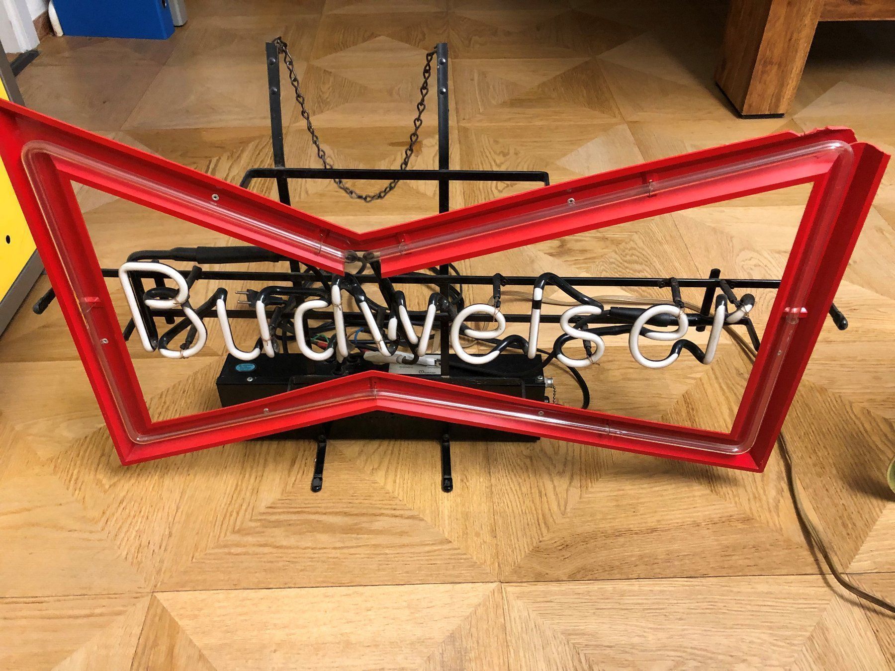 Lampen: Budweiser Neon Sign ORIGINAL vintage – Gebraucht aus Wil SG von Prosolutio 2