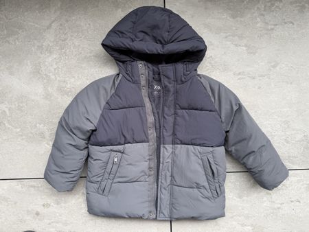 Zara Winterjacke, Gr. 110, Top Zustand, Grau
