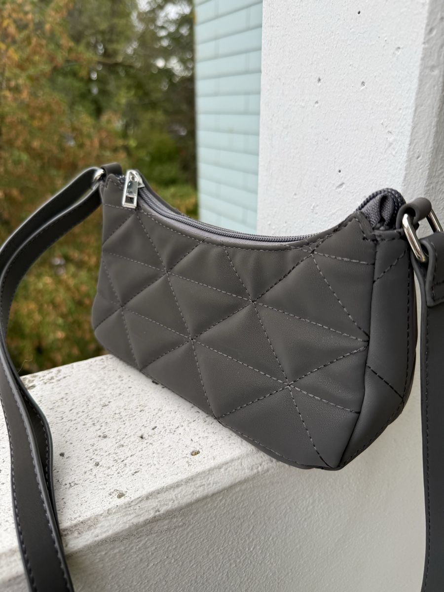 Borse da donna: Handtasche – Nuovo (secondo la descrizione) da Winterthur venduto da Montreal63