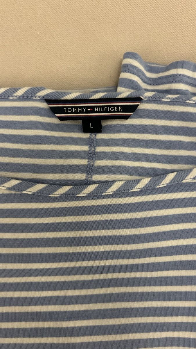 Tommy Hilfiger T-shirt: Tommy Hilfiger T-Shirt – Usato da Zürich venduto da han_fl5x 1