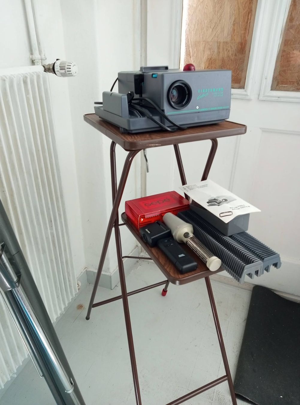 Pellicole: Projecteur Diapositives Kindermann 1509 E – Usato da Bienne venduto da Daniel_Schader