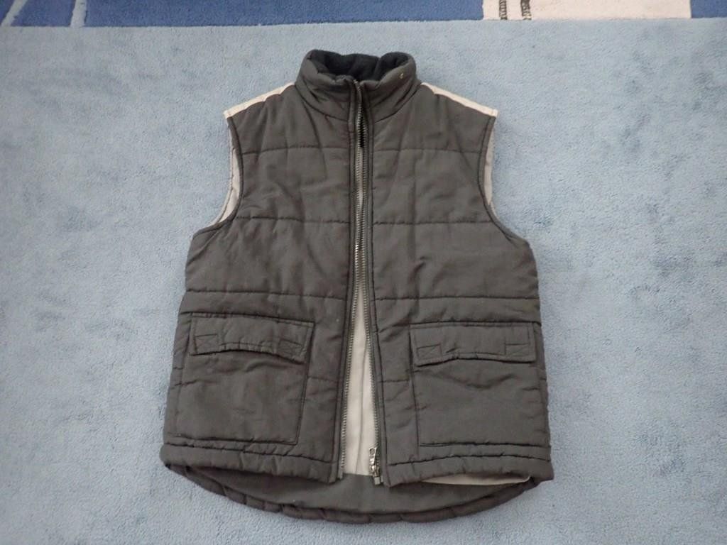 Altro abbigliamento per bambino: Gilet Grösse 140 – Usato da Galgenen venduto da Marc98