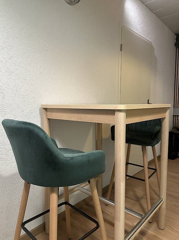 Set tavolo e sedie: Table haute IKEA RÖNNINGE – Usato da Lausanne venduto da yass96 1