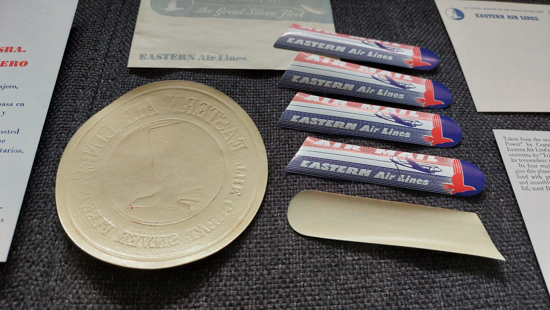 Cartoline postali: Eastern Air Lines Great Silver Fleet / Postkarten u. Sticker – Nuovo (secondo la descrizione) da Brütten venduto da Tempest4 3