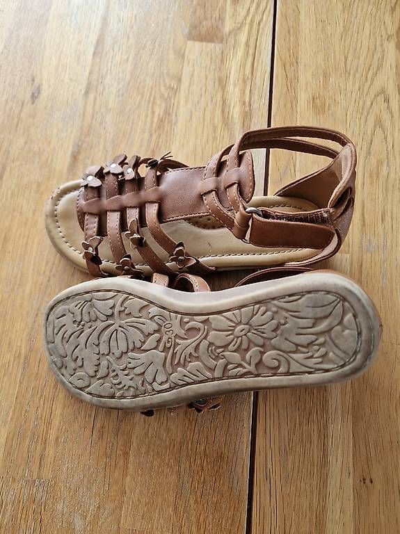 Schuhe für Jungen: Kindersandalen (Gr. 30) – Gebraucht aus Zürich von Rip2 2