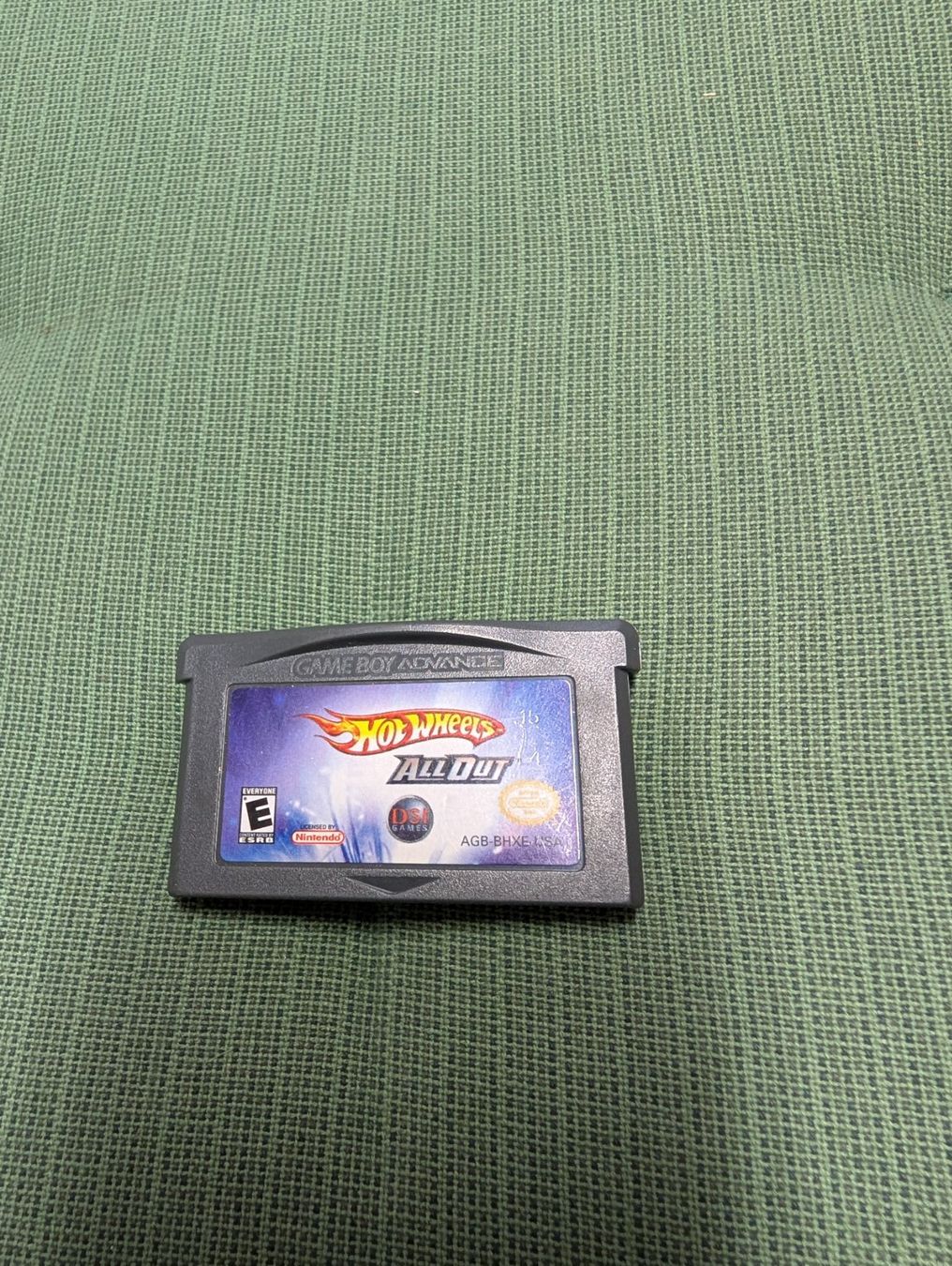 Giochi: Hot wheels all out Nintendo game boy advance – Usato da Giubiasco venduto da Ticinerd