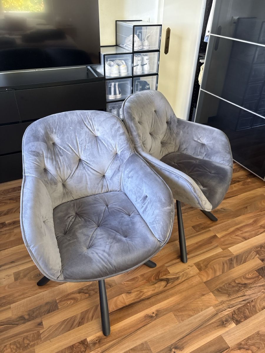 Mömax Chaises: 2 Sessel Samt Grau Drehbar – D'occasion à Ebikon par lil_zd5g