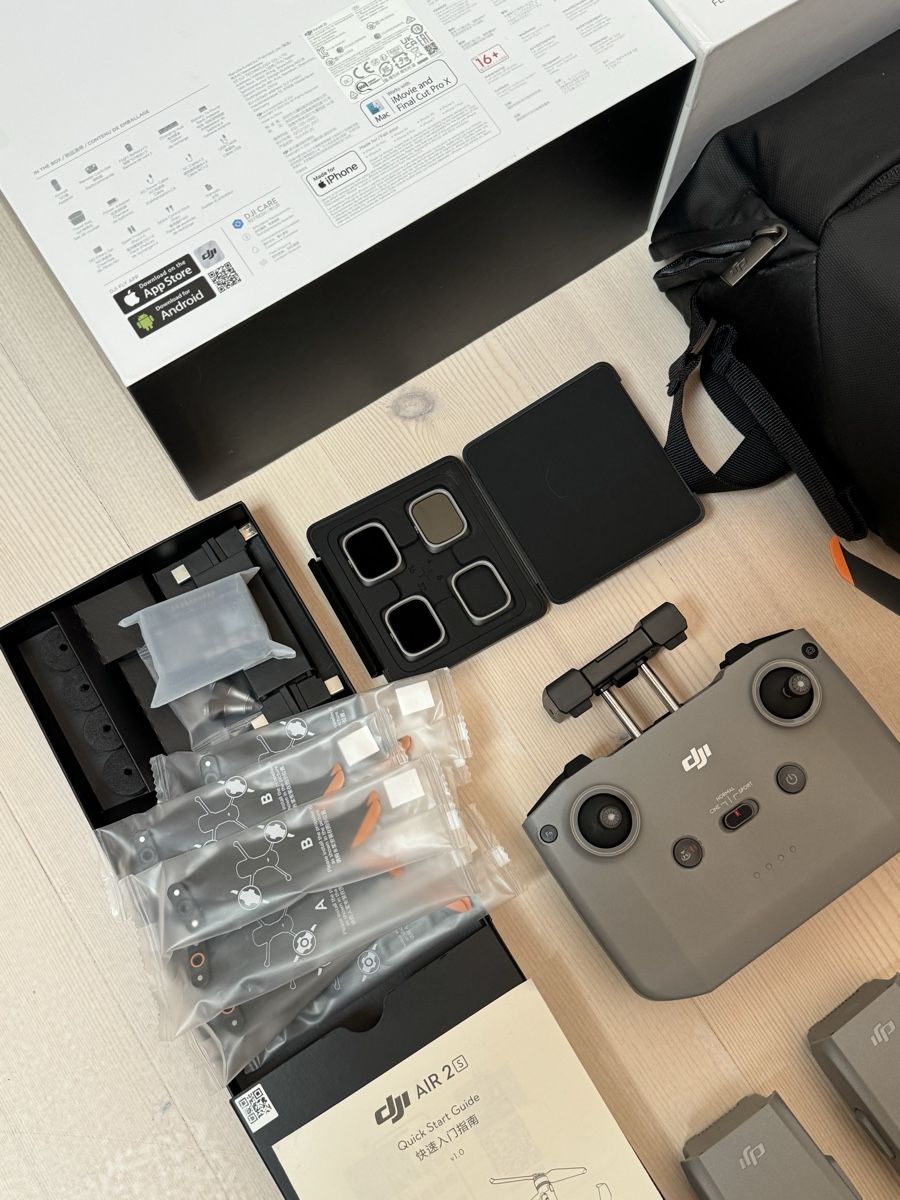 DJI Modellismo RC: DJI AIR 2S Drohne - Fly More Package – Usato da Bern venduto da hammron2000 1