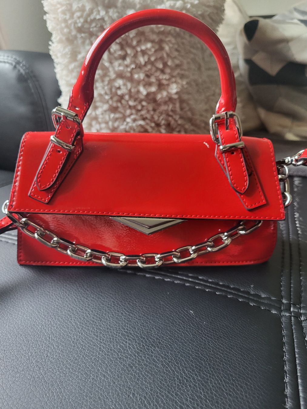 Taschen für Damen: Rote kleine Tasche – Gebraucht aus Effretikon von Nessy16