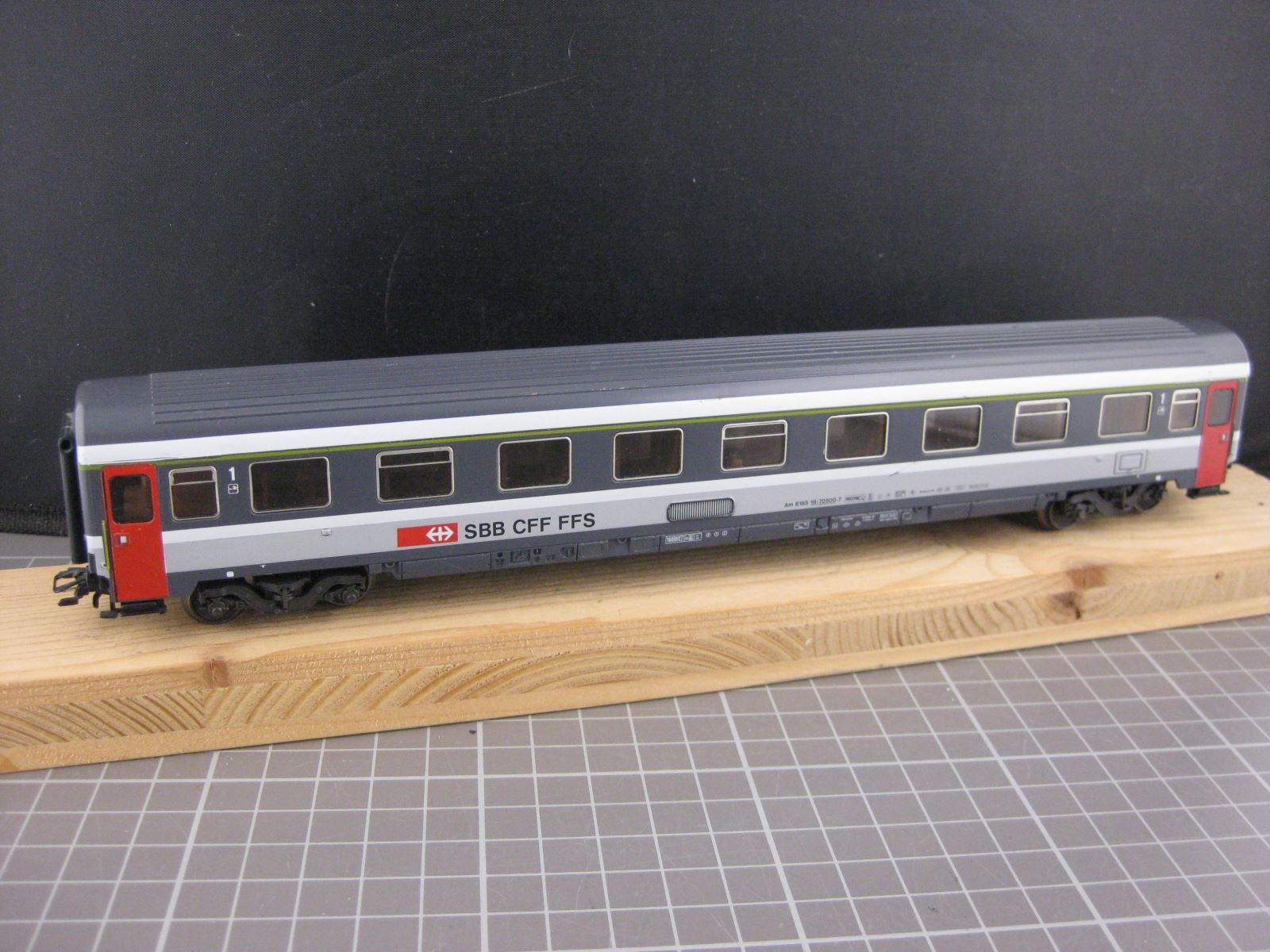 Märklin Modelleisenbahnen: Märklin SBB EC Wagen 1. Klasse – Gebraucht aus Malters von Marosko