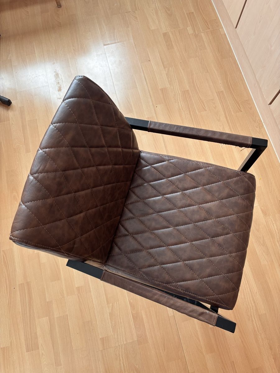Chaises: 4 Esstisch Stühle  – D'occasion à Gysenstein par Ambi89 1