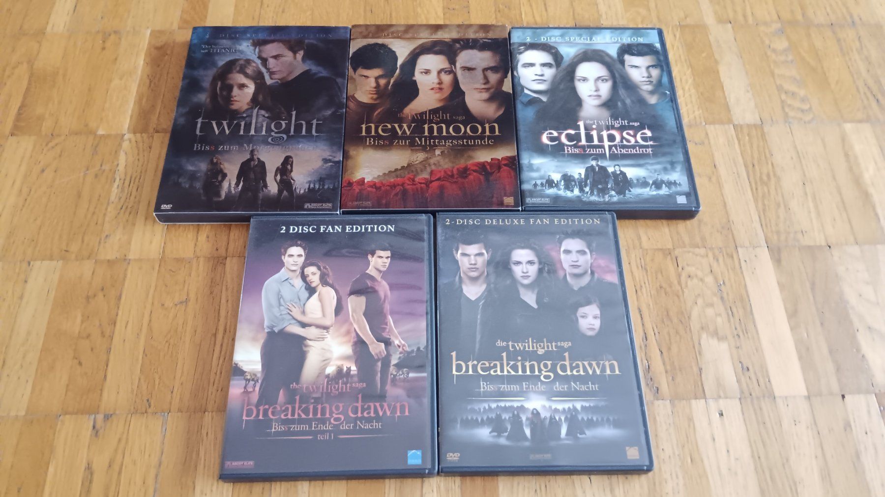 Tous les DVDs: Komplette Twilight Saga – D'occasion à Dietikon par Rabia