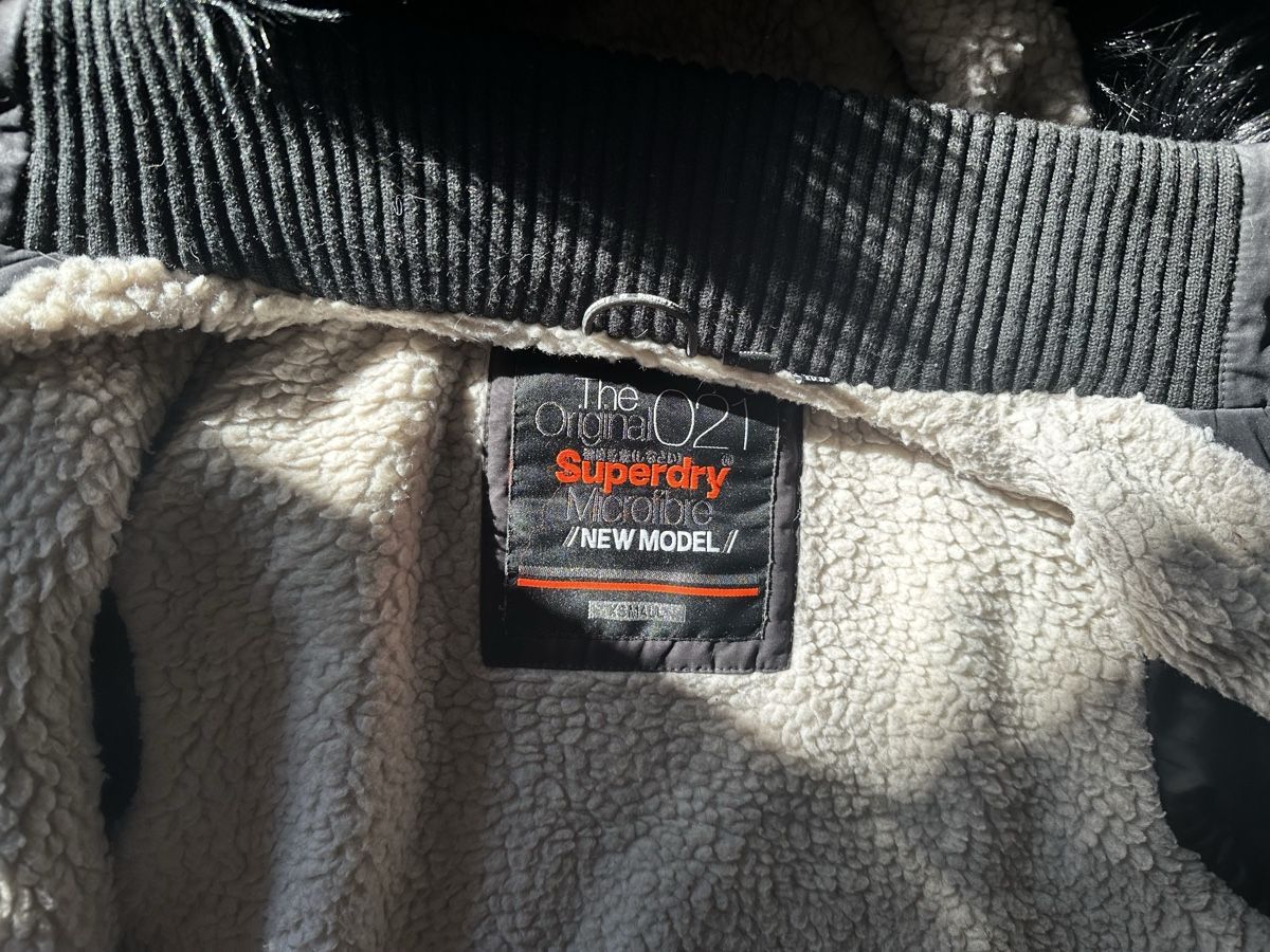 Superdry Giacche: Superdry Winterjacke, Grösse XS, Schwarz – Usato da Luterbach venduto da hel_rc26 4
