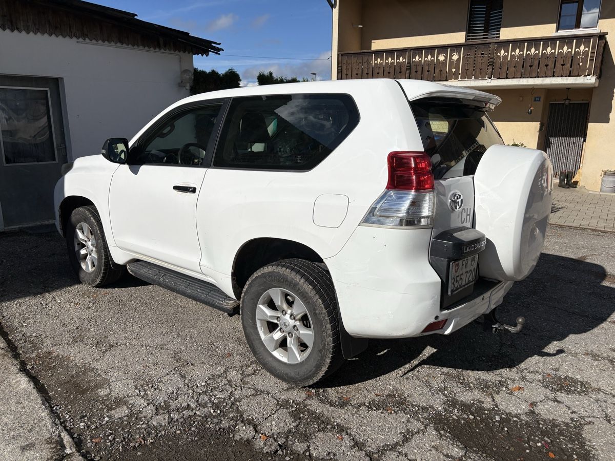 Toyota Autos: Land cruiser – Gebraucht aus Siviriez von S16_cl2000