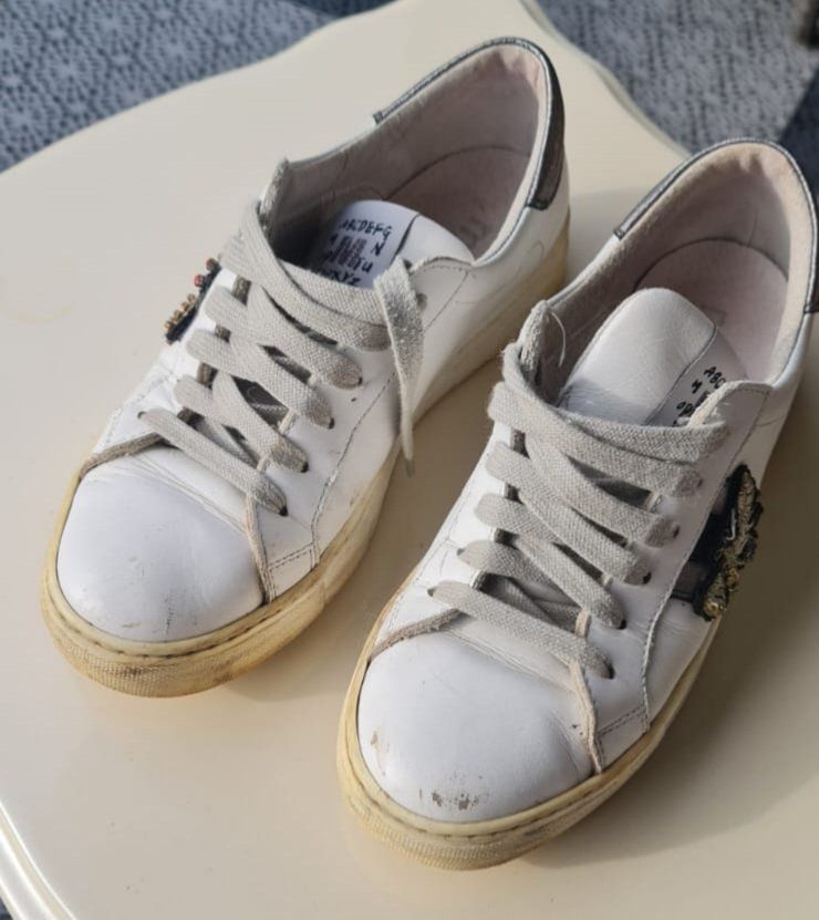 Scarpe da donna: Meline Sneaker Gr. 38 Glitzer Strass – Usato da kloten venduto da Docsgirl 2