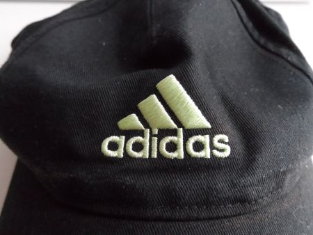 **** adidas  One Size Youth ****