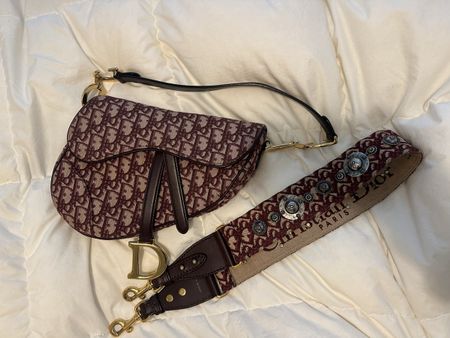 Dior Saddle Bag Bordeaux mit Strap - Neuwertig!