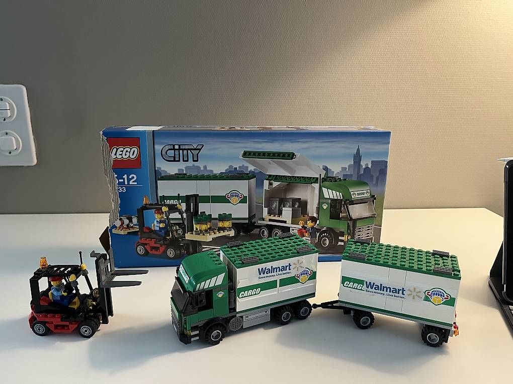 Jouets: Legocity 7733 Lastwagen mit Gabelstapler – D'occasion à Tägerwilen par tanjafe13 1