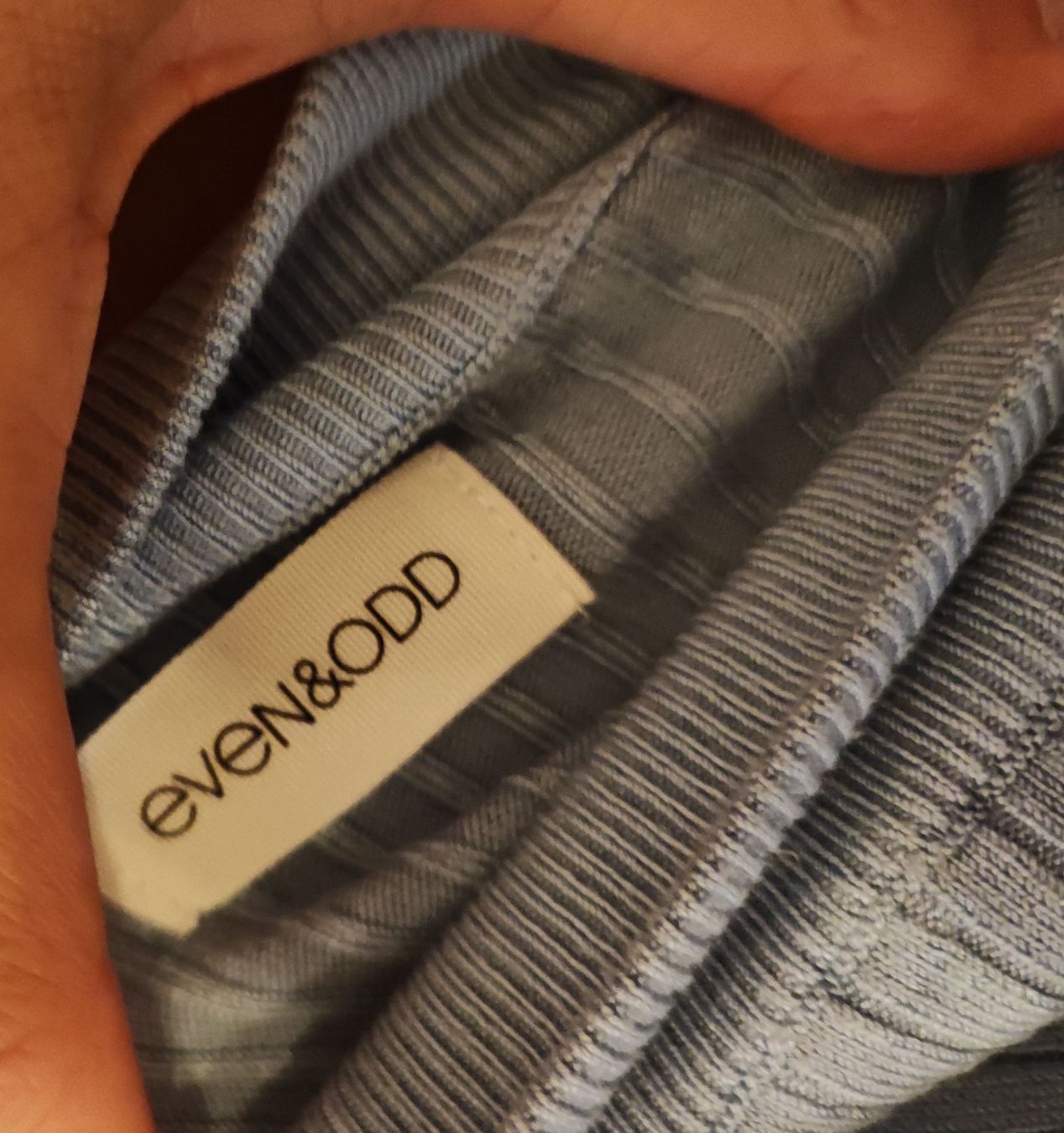 Maglioni & Felpe: Even&Odd Rollkragenpullover hellblau – Usato da Winterthur venduto da CorinnesShoppingtour 1