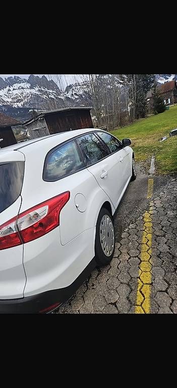 Ford Automobili: Ford Focus tdi 1.6 – Usato da Buchs SG venduto da Flavio1567 3