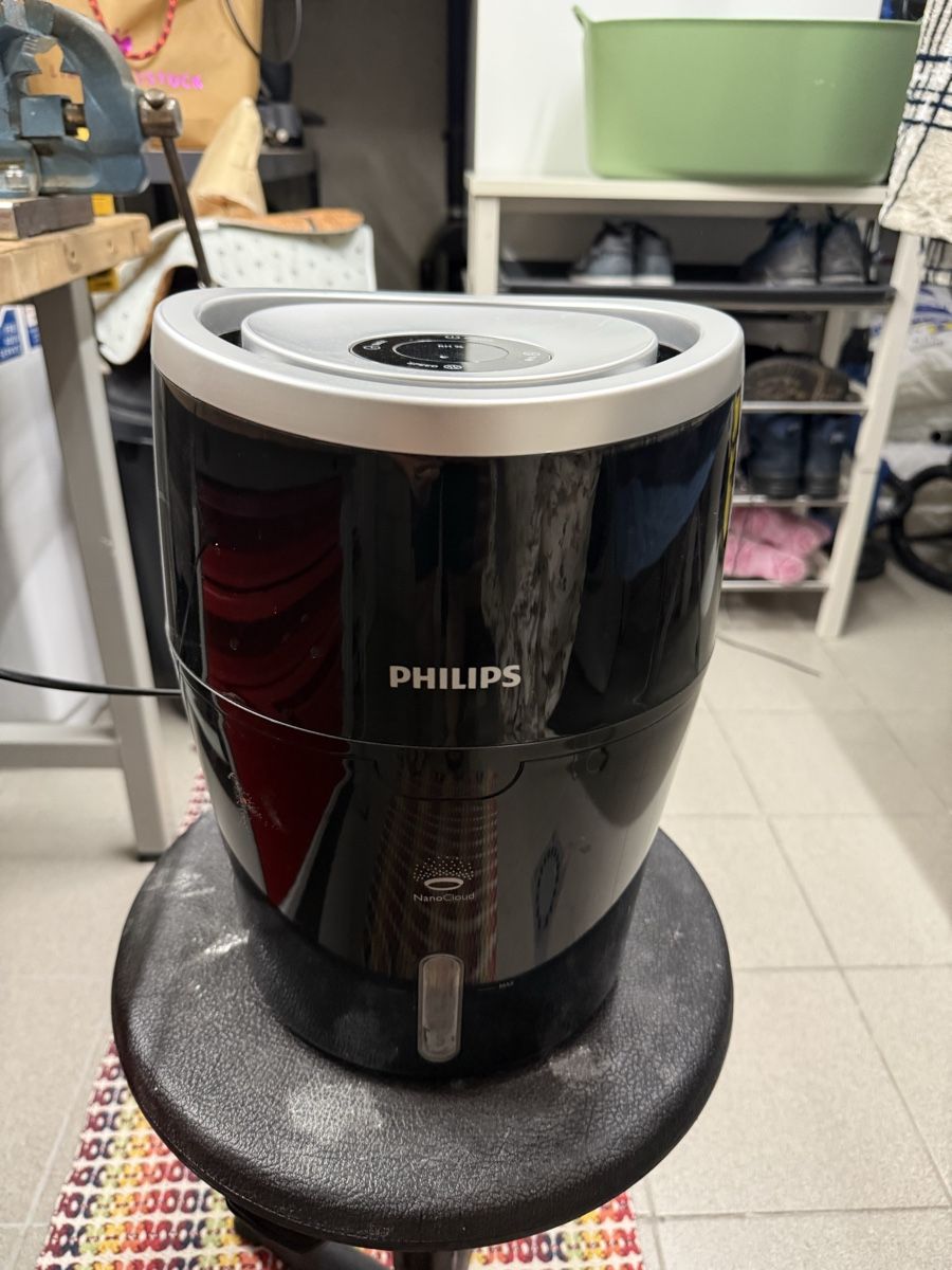 Philips Umidificatori d'aria: Philips HU4814 Luftbefeuchter / Klimagerät  – Usato da Magden venduto da Moonfox 2
