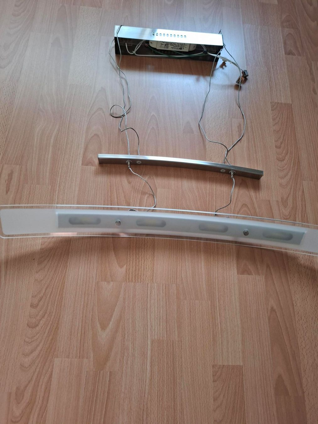 Lustres & lampes de plafonds: suspension halogène moderne – D'occasion à Porrentruy par Piquetix 1