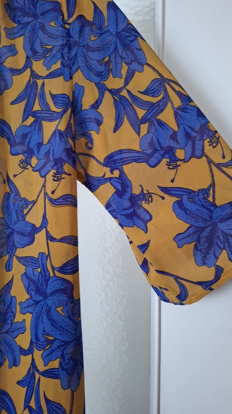 Art international: Kimono long H&M – Neuf (Voir description) à Vevey par latessinoise 1