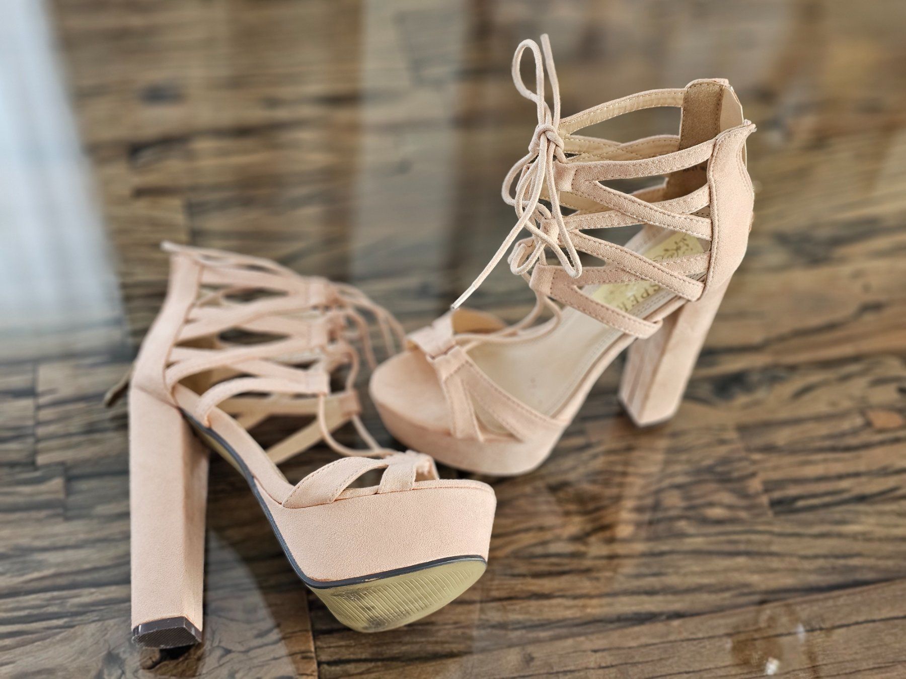 Scarpe da donna: High Heels Sandalen Gr 37 – Nuovo (secondo la descrizione) da Birr venduto da V-K 1