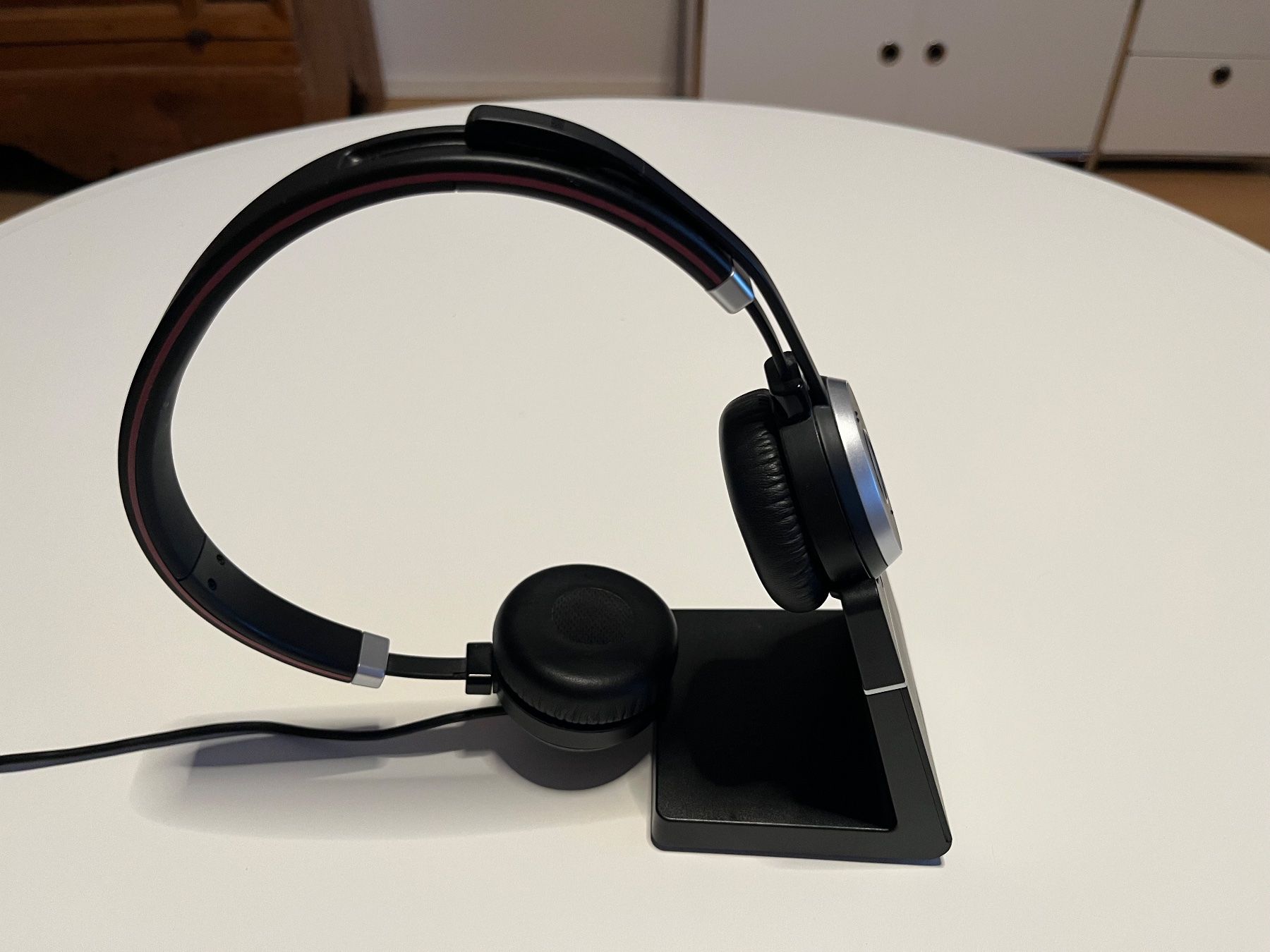 Jabra Cuffie: Jabra Evolve 65 Stereo Bluetooth Headset mit Ladestation – Usato da Tübach venduto da Stibe84 7