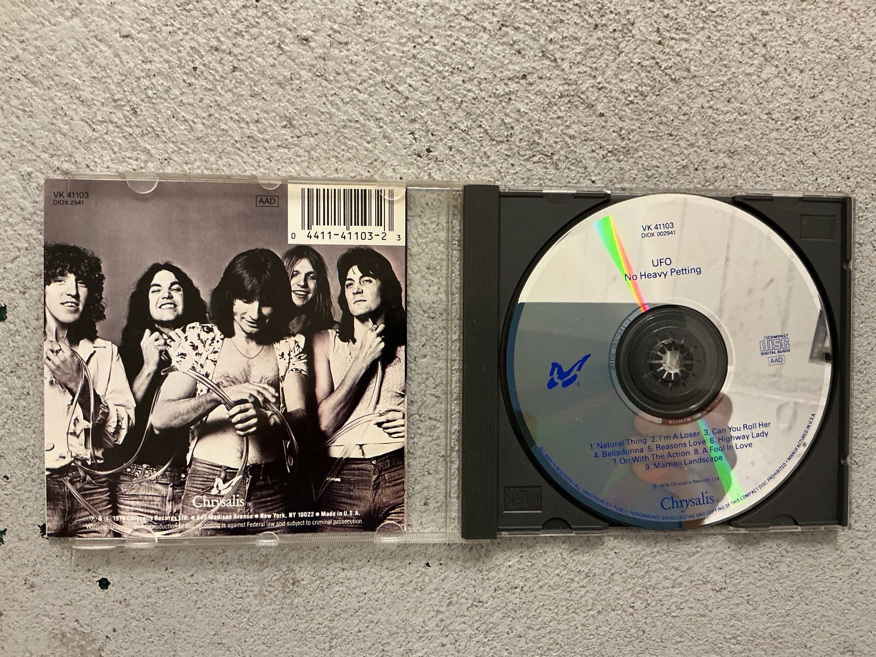 CD: UFO CD - No Heavy Petting – Usato da Winterthur venduto da Tumko_7_Vinyl 1