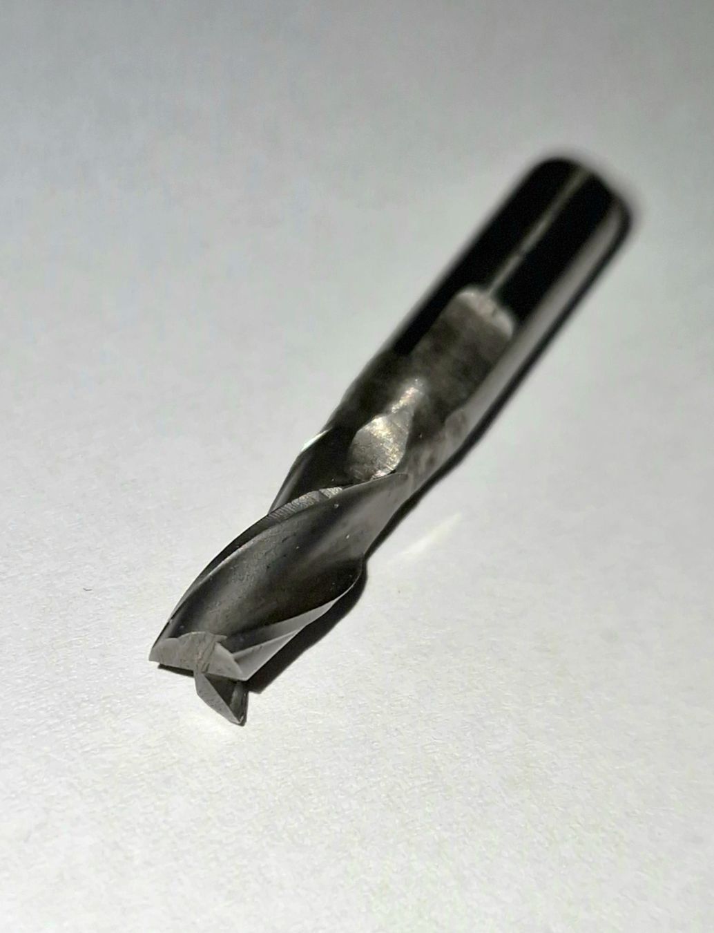 Tutti gli attrezzi: Fräser ca Ø 5.7 mm, HSS – Usato da Orpund venduto da Seeland25 1