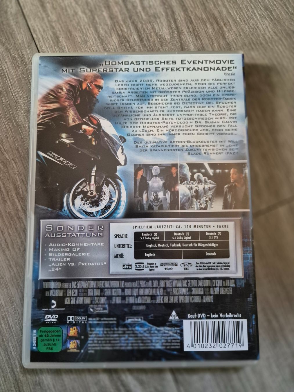 Tutti i DVDs: DVD - I, Robot - Will Smith – Usato da Solothurn venduto da Daniel_SO 1