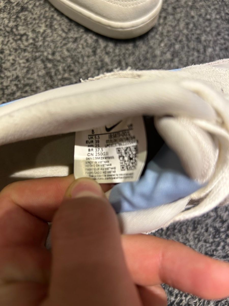 Nike Chaussures femmes: Nike Sneaker weiss hellblau Grösse 39 – D'occasion à Bösingen par dominicmaeder 2