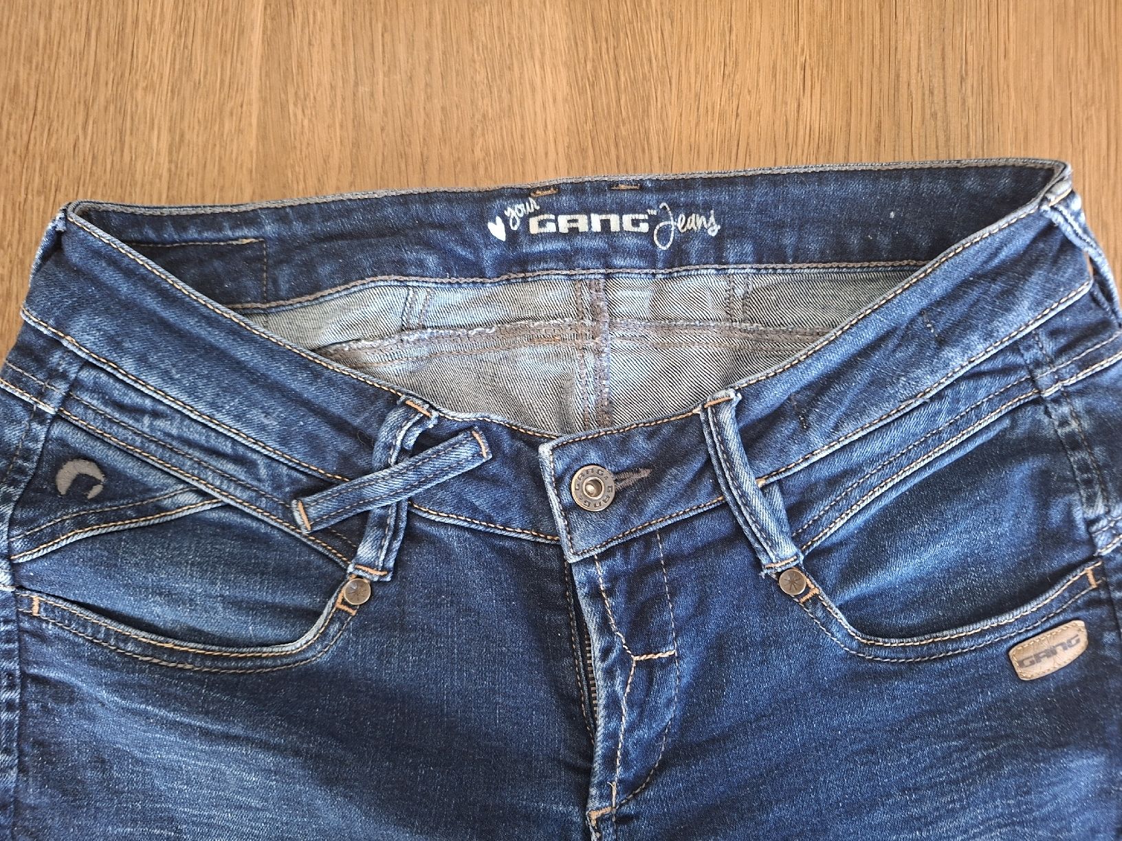 Jeans: Jeans GANG "Nena", Grösse 28 – Usato da Rain venduto da pri_k9km 1